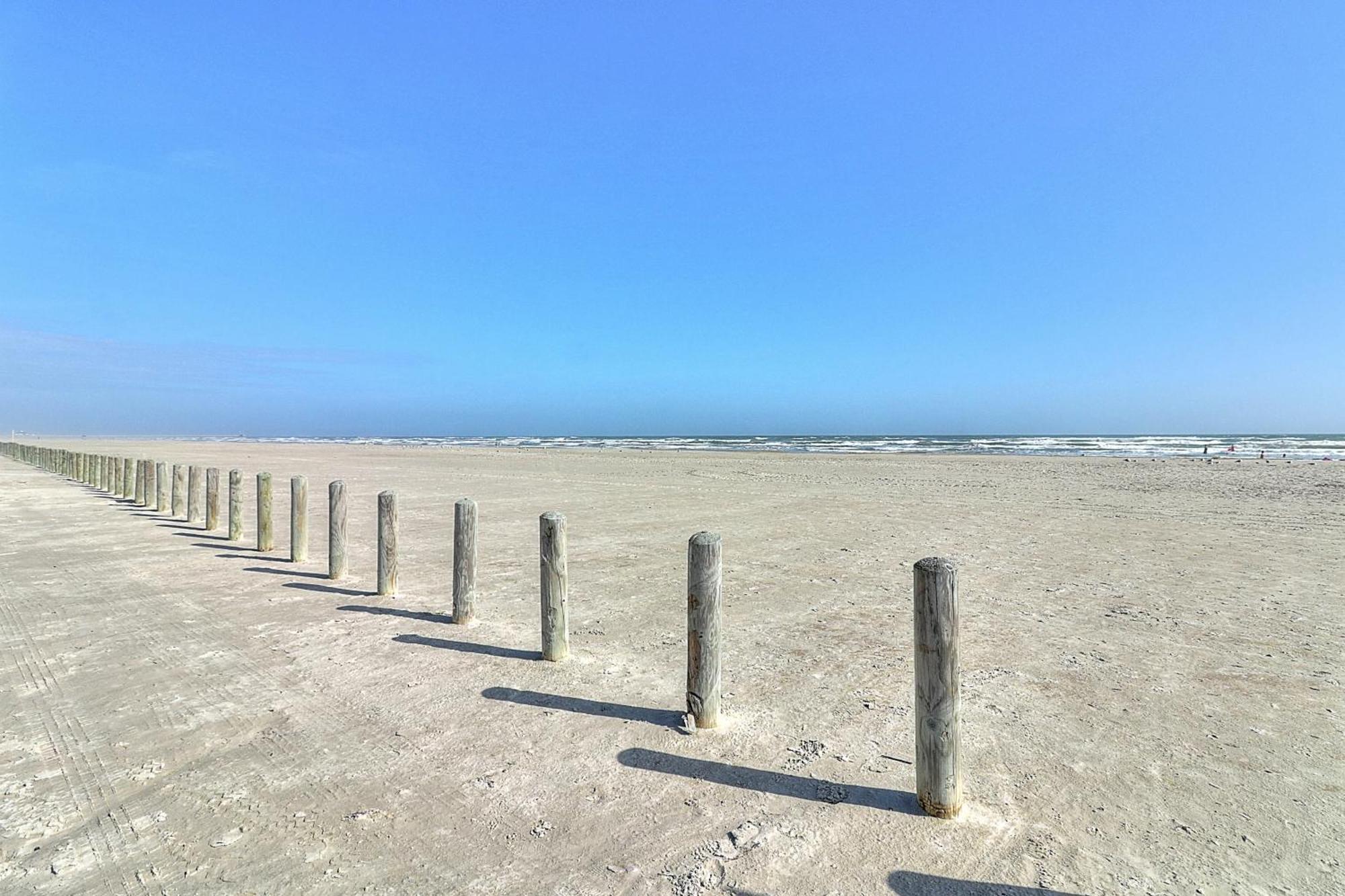 Sand & Surf Sea Mist Condos Port Aransas Room photo
